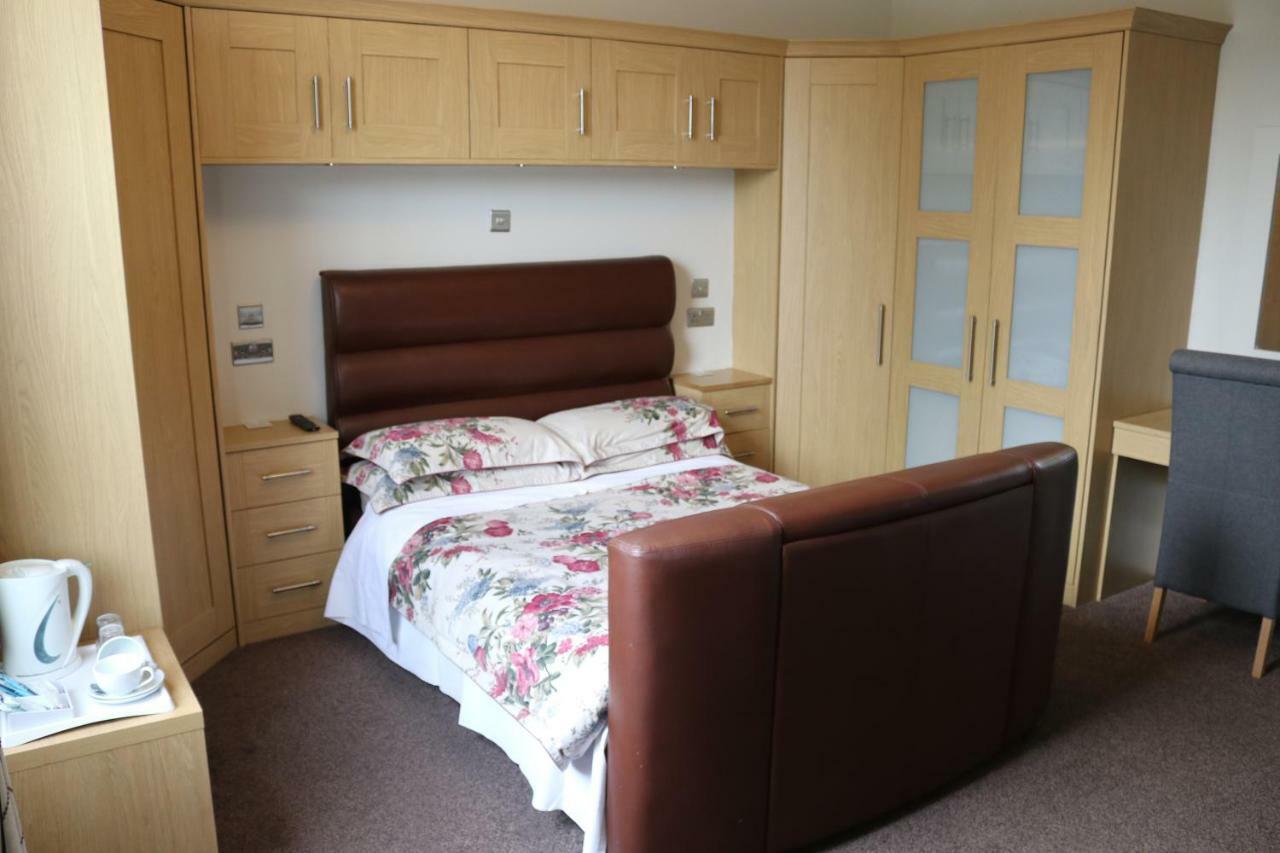 Bed and Breakfast Telford House Milton Keynes Esterno foto